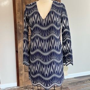 Nicole Miller long sleeve v neck tunic dress in Navy/silver size 12